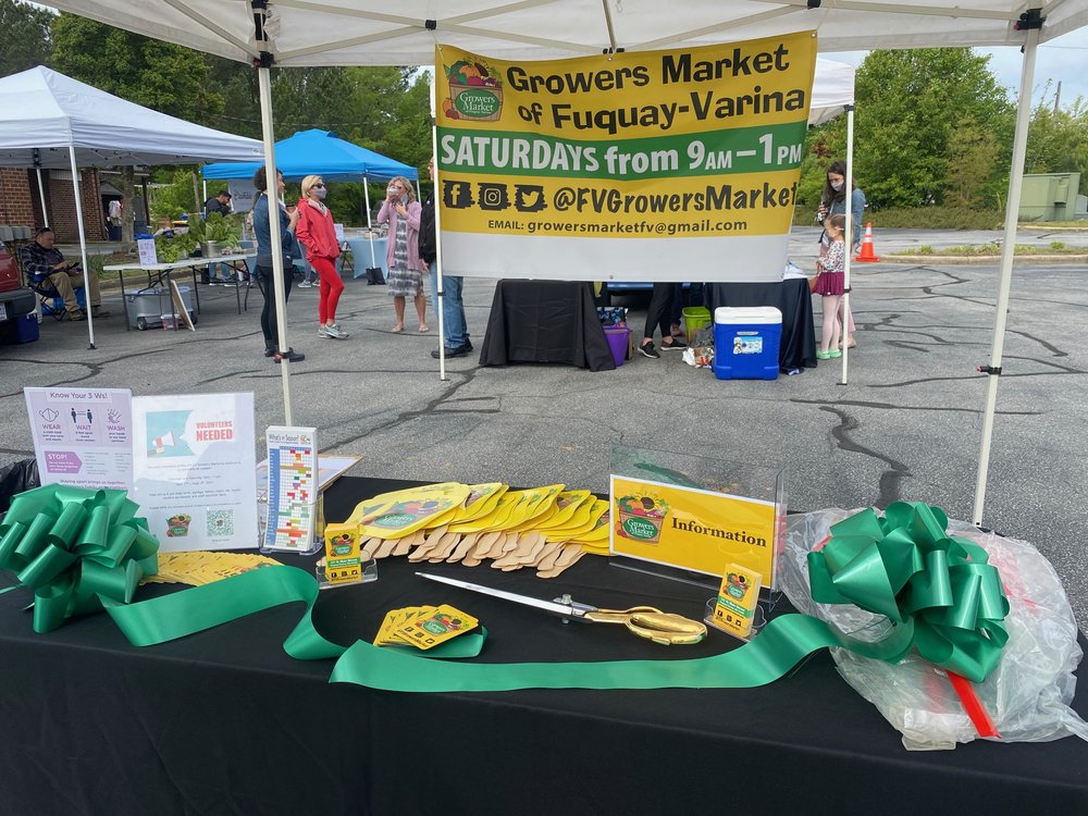 Picture of a table at the Fuquay- Varina Farmers Market